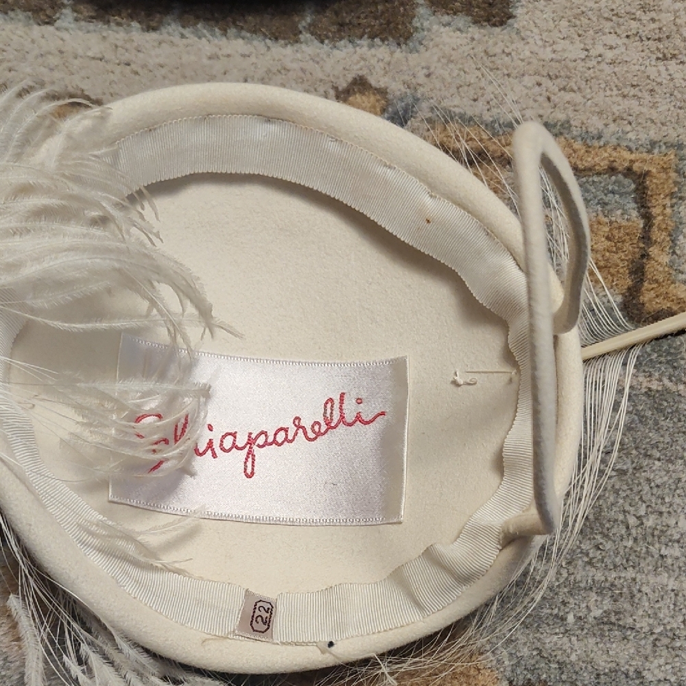 Schiaparelli White Feathered Women's Hat - Picture 2 of 9